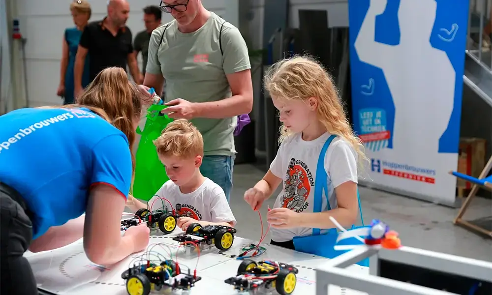 DIY - Stichting Hightech-Helmond de Peel